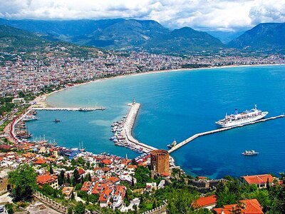 ALANYA, THE MEETING POINT OF SUN AND HISTORY